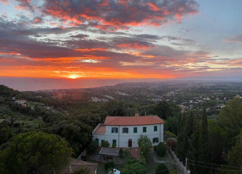 Villa Gemma Ливорно Екстериор снимка